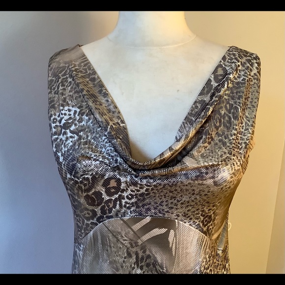 Animal Print Top - Picture 4 of 6
